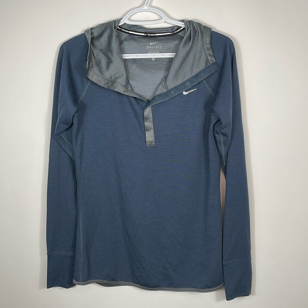 NIKE Pullover Hoodie